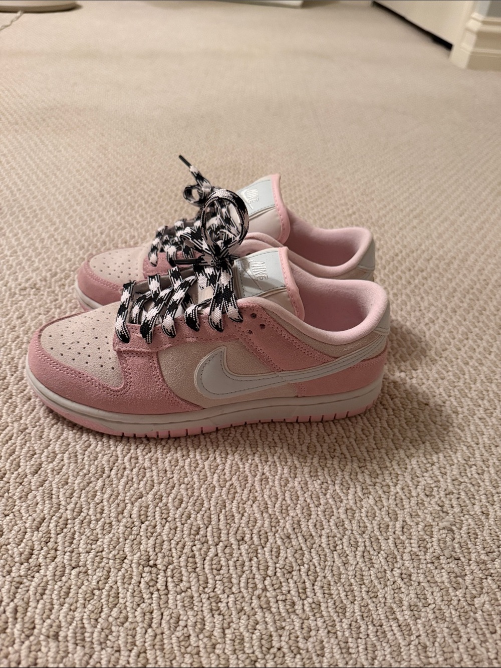 Nike Kids Pink and White Low-Top Sneakers